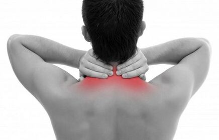 I primi segni di osteocondosi cervicale